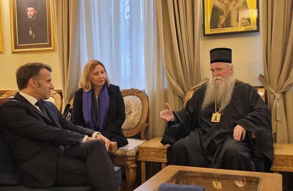Makron i Milatović sa Joanikijem u Cetinjskom manastiru