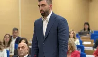 (UŽIVO) Sjednica Skup&scaron;tine Glavnog grada: Perić kaže da samo sprečava prinudnu upravu