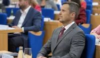 (UŽIVO) Sjednica Skup&scaron;tine Glavnog grada: Perić kaže da samo sprečava prinudnu upravu