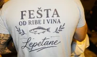 Tradicionalna Fe&scaron;ta od ribe i vina u Lepetanima okupila veliki broj posjetilaca