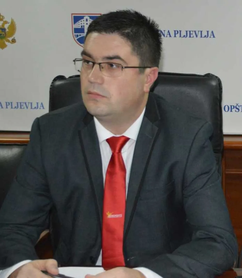 Струја јефтинија за 100.000 грађана