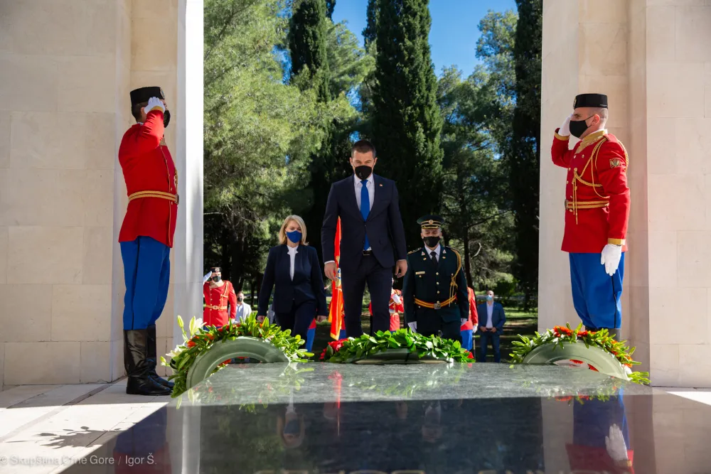 Државна делегација положила вијенац: Црна Гора препозната по антифашистичком насљеђу