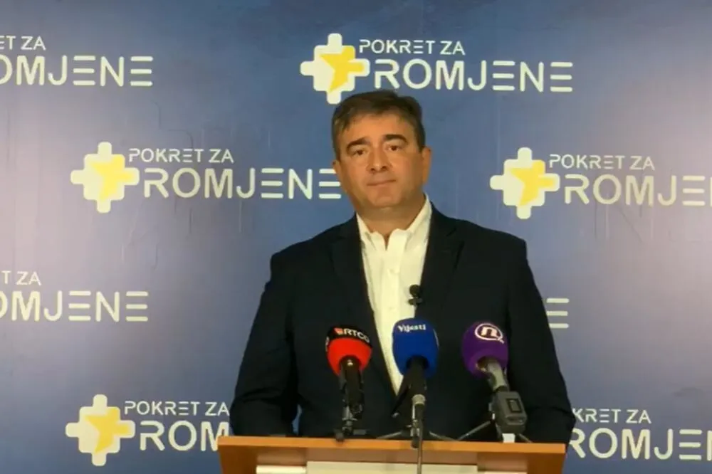 Медојевићева колумна у Политици: Црногорска влада континуитета гура земљу у пропаст