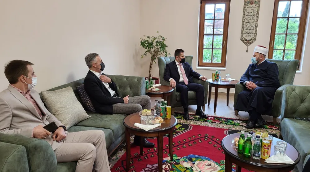 Генерални секретар Владе и савјетник премијера код реиса Фејзића
