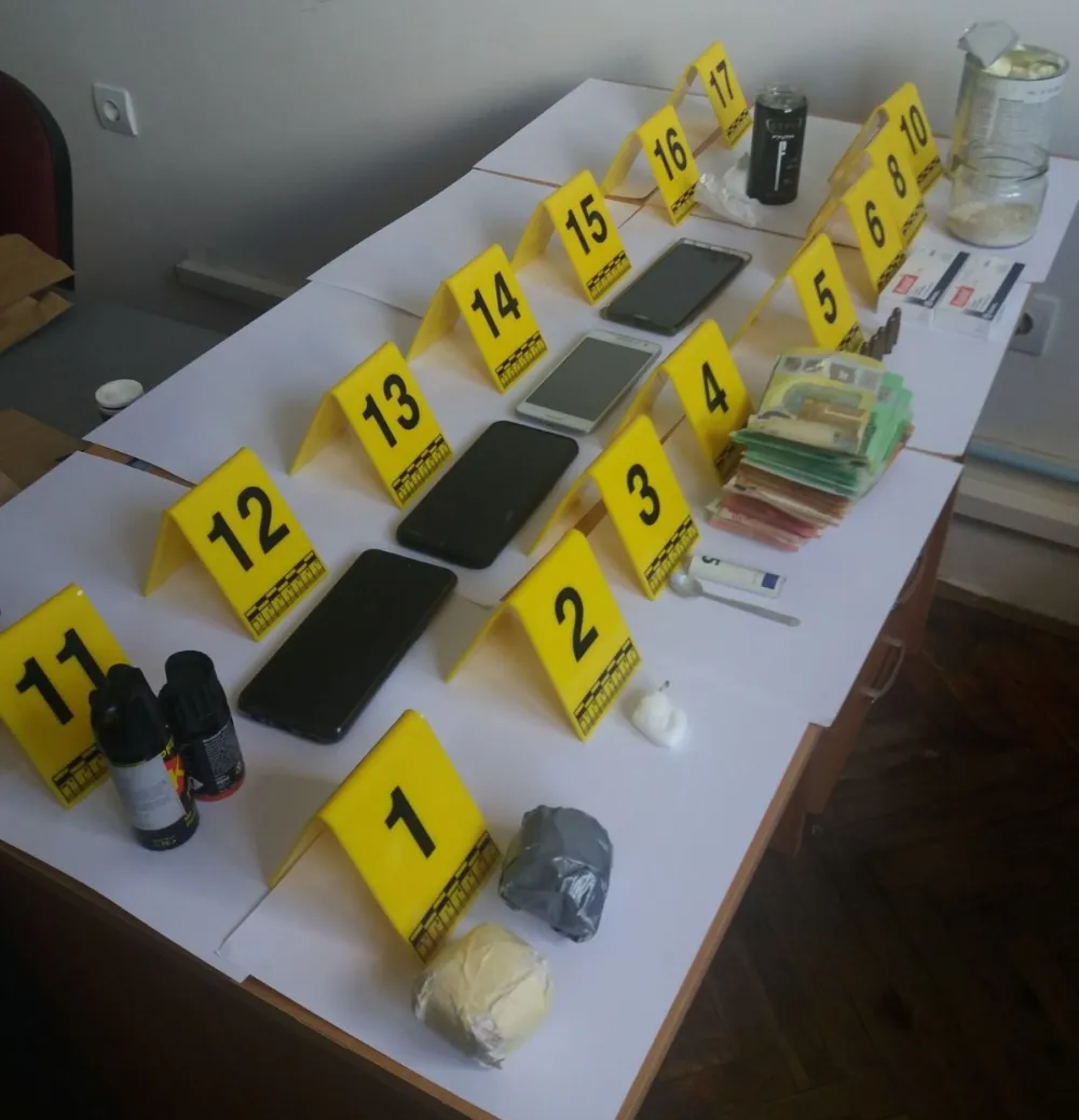 Покушао да нападне полицајце: Бјелопољац ухапшен због кокаина