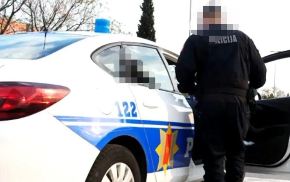 У саобраћајној несрећи погинуо мушкарац