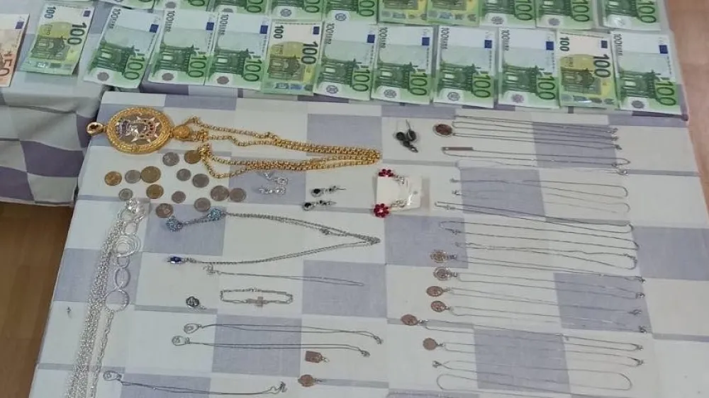 Полиција ухапсила два Македонца због сумње да су обили храм у Бару