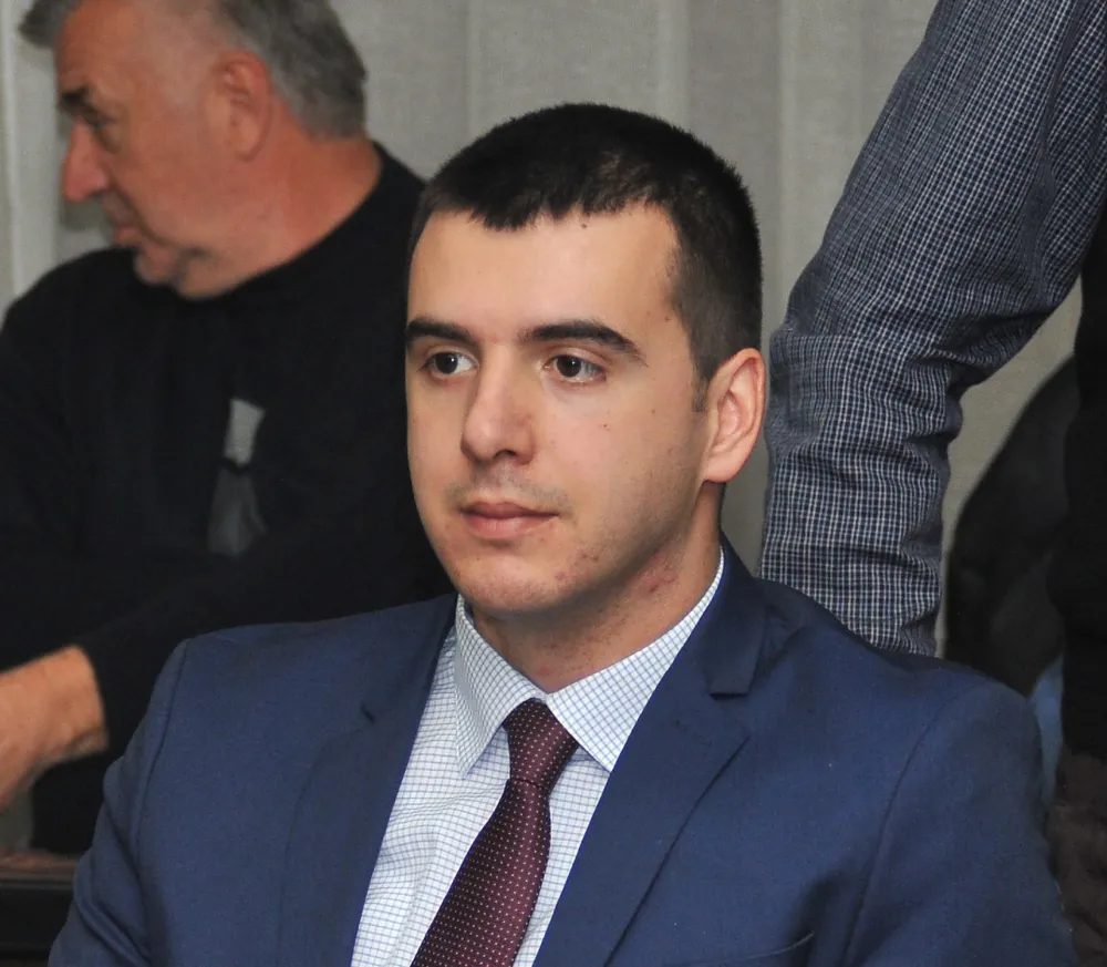 Шеф Ђукановићевог кабинета: Забринути Спајић због мајбаха не заслужује коментар