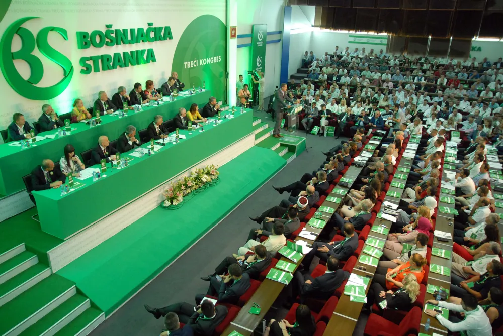 Предложене нове одредбе у статуту БС-а: Укидају политичког директора, уводе генералног секретара
