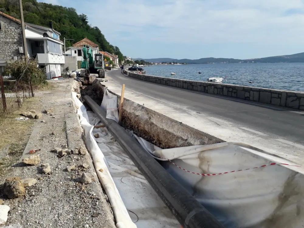 Херцег Нови још није прикључен на Регионални водовод, радове закочили имовинско-правни односи