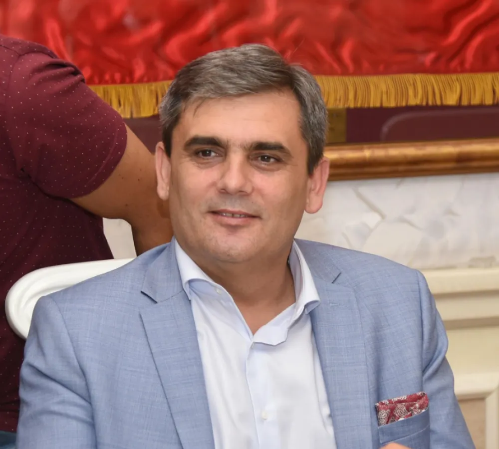 Ервин Ибрахимовић у разговору за "Дан" поручио: Приоритет сачувати јединство странке