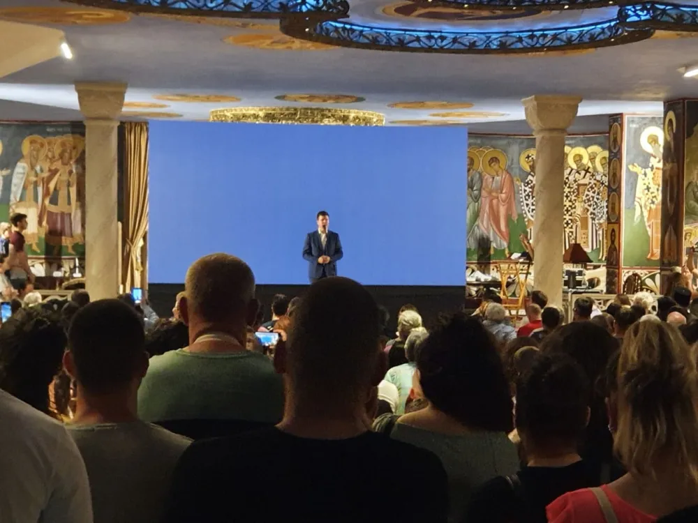 Промоција у храму: Малагурски филм посветио митрополиту Амфилохију