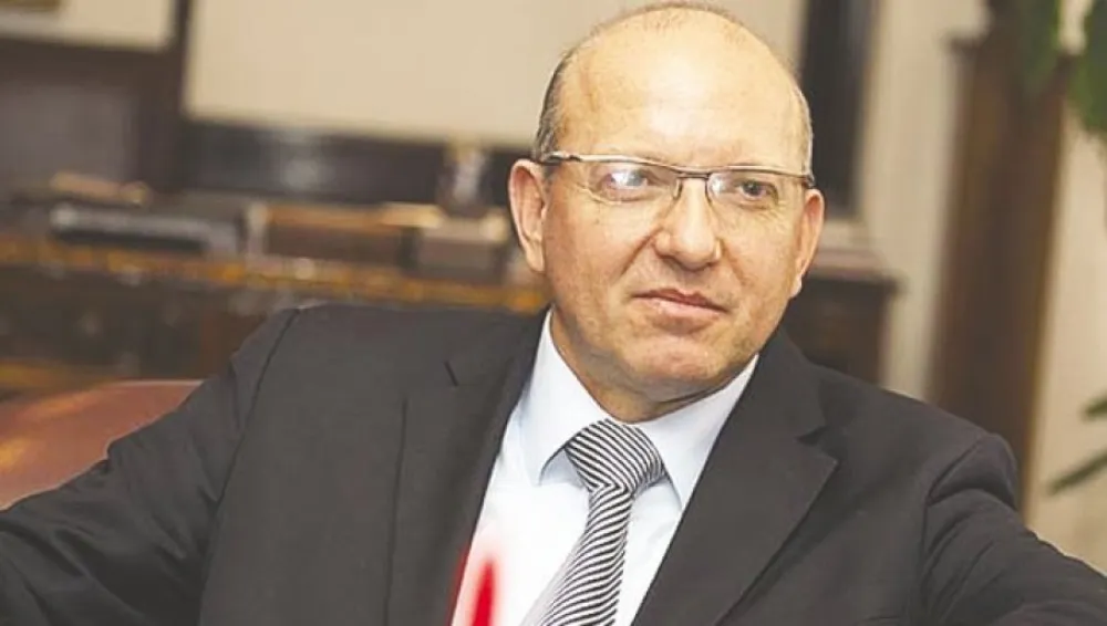 Радуловић опозвао почасног конзула у Македонији, јер је оговарао црногорску власт, а Абазовић сматра да је достојно представљао Црну Гору