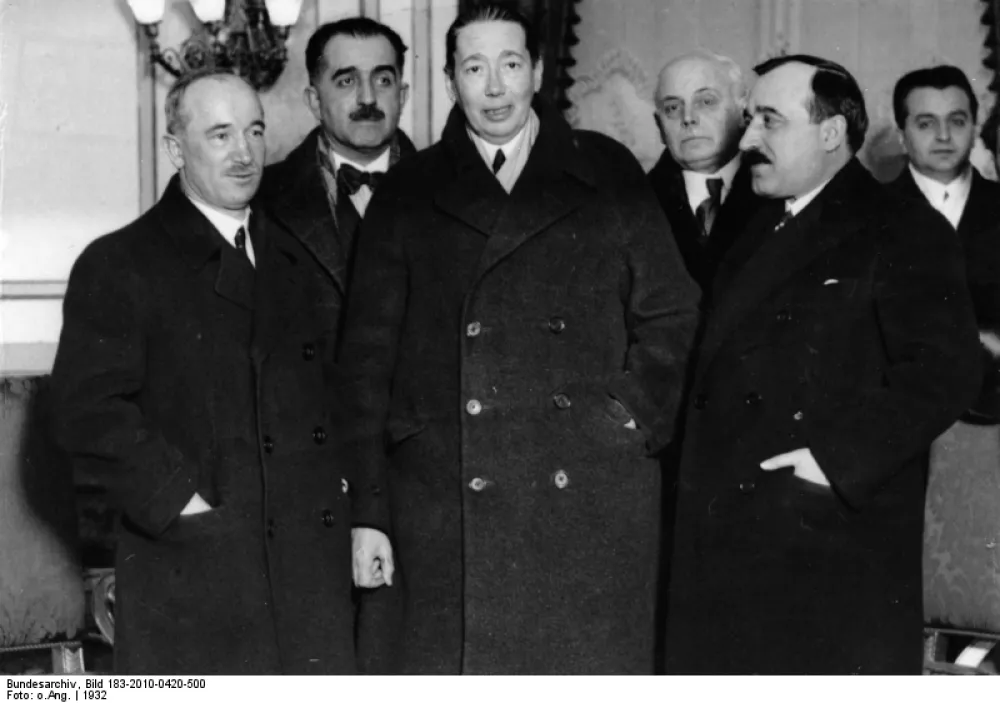ИЗАЗОВИ СПОЉНЕ ПОЛИТИКЕ ЈУГОСЛАВИЈЕ У ВРИЈЕМЕ ДИКТАТУРЕ КРАЉА АЛЕКСАНДРА 6: Јачање и реорганизација Мале антанте