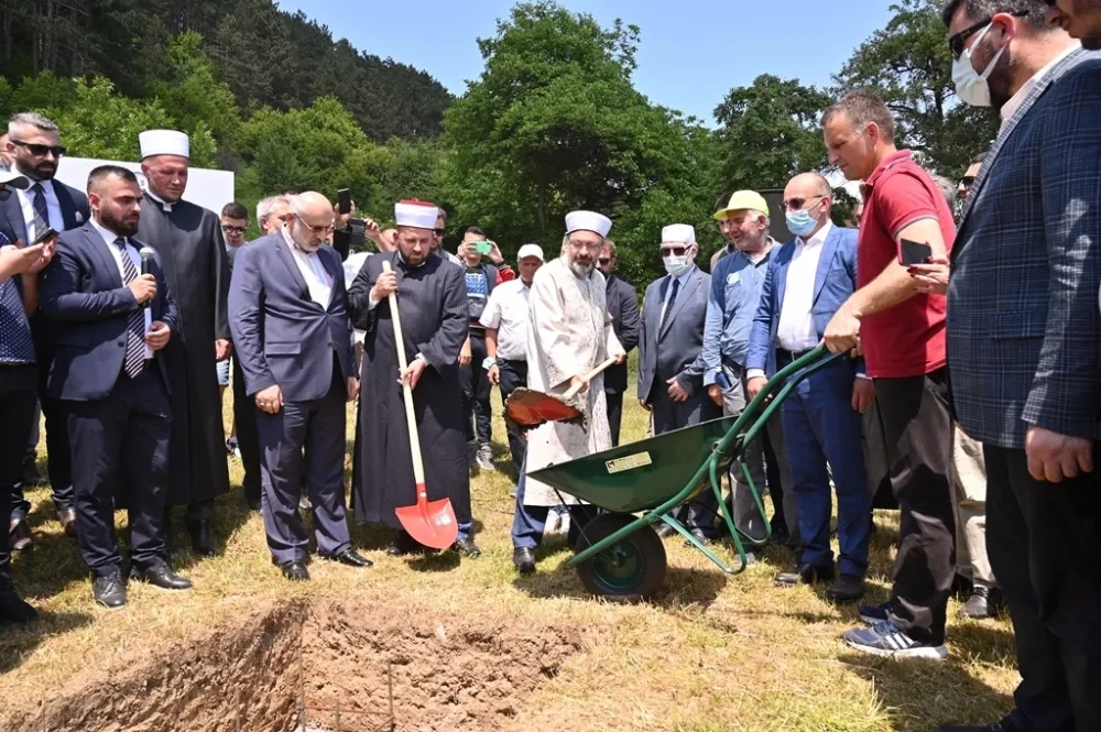 Положен камен темељац за изградњу џамије у Бијелом Пољу