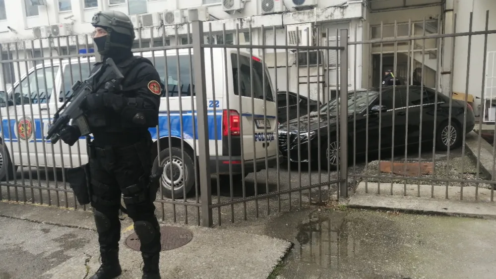 Оптужница против кавчана враћена суду: Свједоци сарадници о планираним убиствима, за урађене "задатке" нуђен им новац