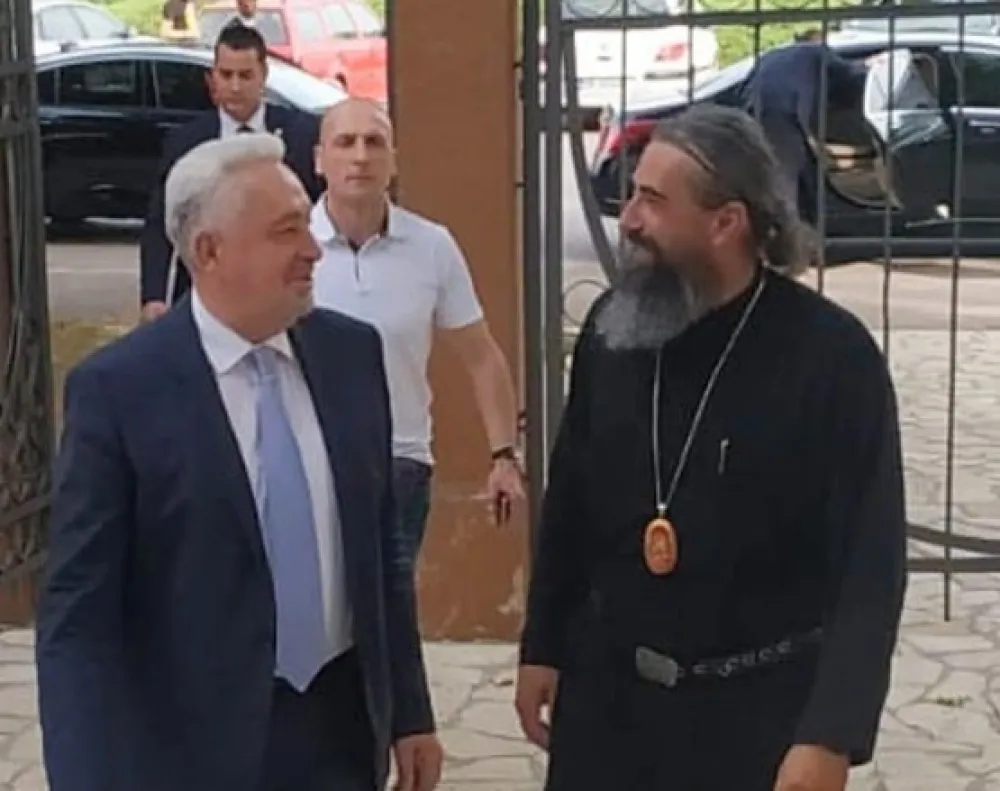 Епископ Методије поручио премијеру: Наша епархија нема намјеру да се бави политиком