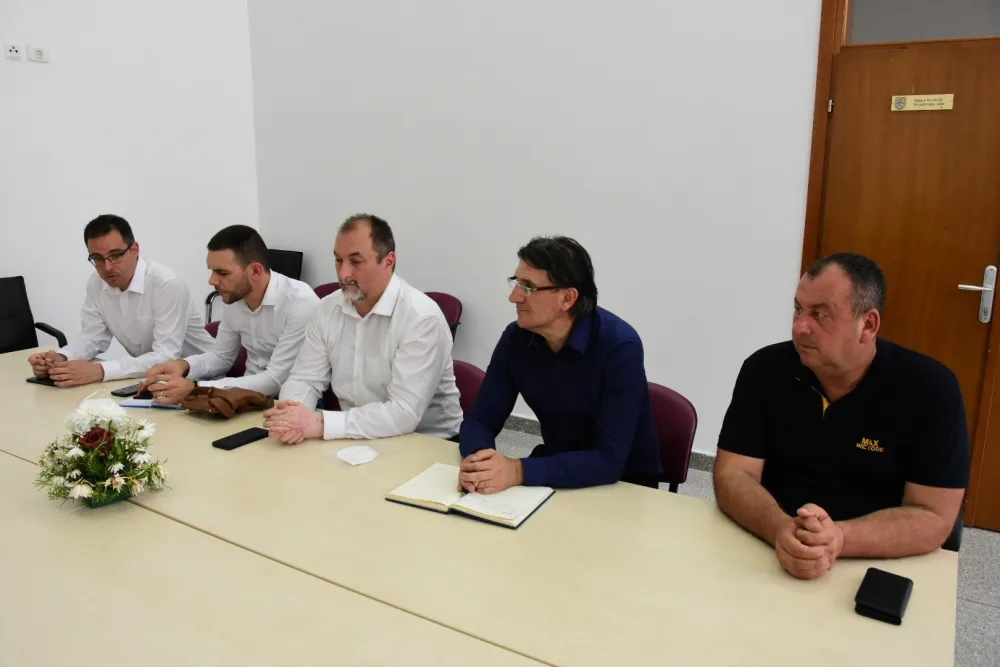 Иванај и Стијовић: Међуинституционално партнерство доноси економске користи