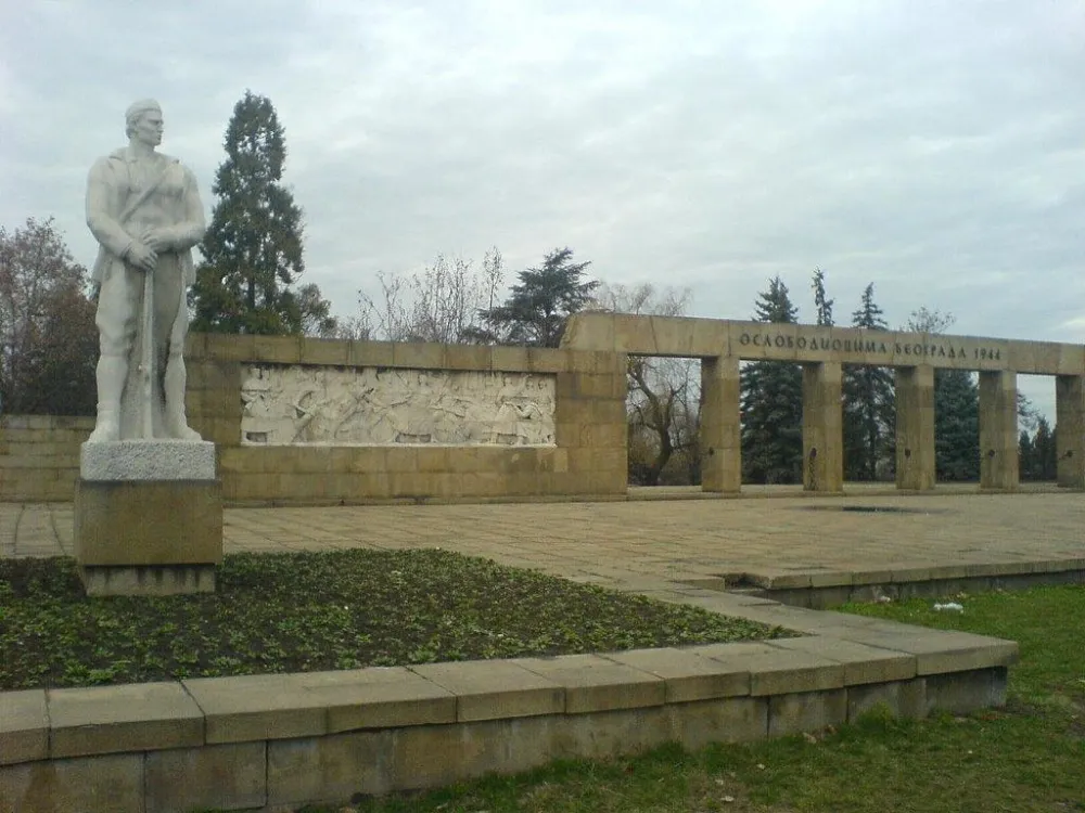 И крст и петокрака: Руски гробни комплески у Југославији у 20. вијеку 11: Страдање великог броја руских војника