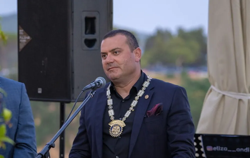Привредник Божо Сарић изабран за предсједника барског Ротари клуба
