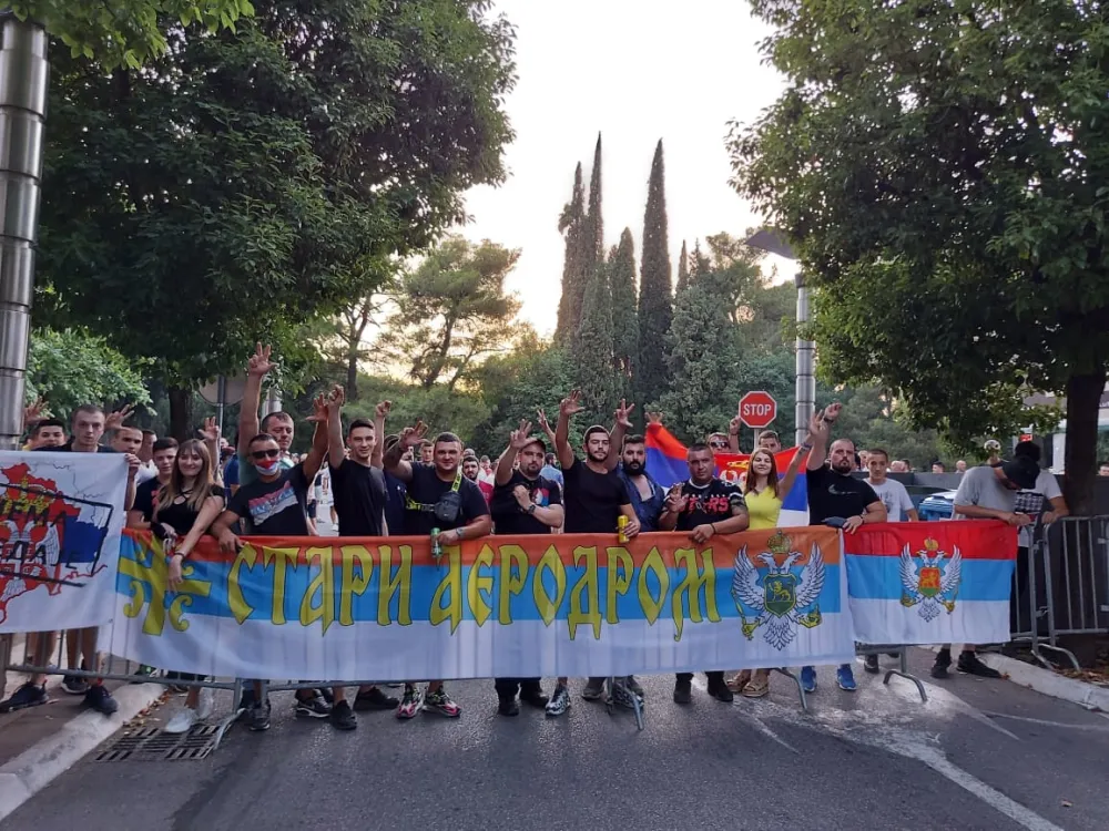 (ФОТО и ВИДЕО) Протест испред Владе: Правда за Риста