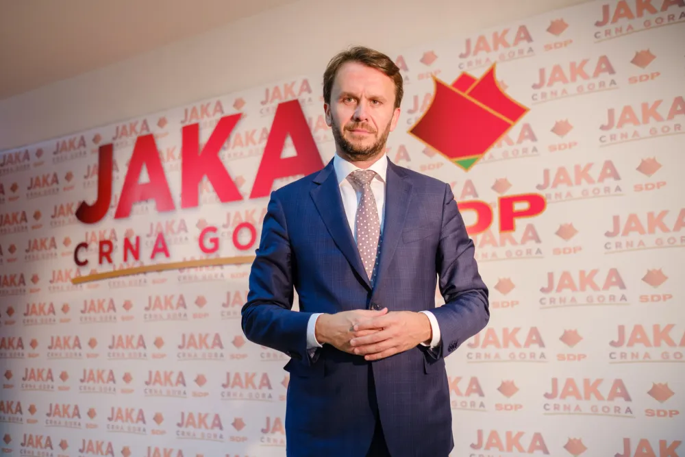 Коњевић прихватио позив Бечића: Постоjи потреба успостављања стратешког партнерства проевропских снага