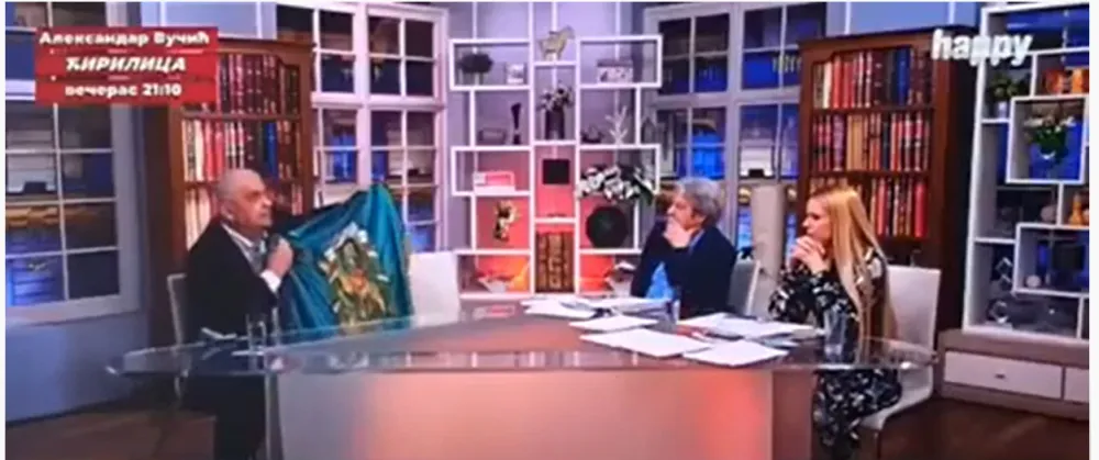 Чанак у емисиjи код Марића развио комитску заставу: Не дираjте Црну Гору и њено jединство