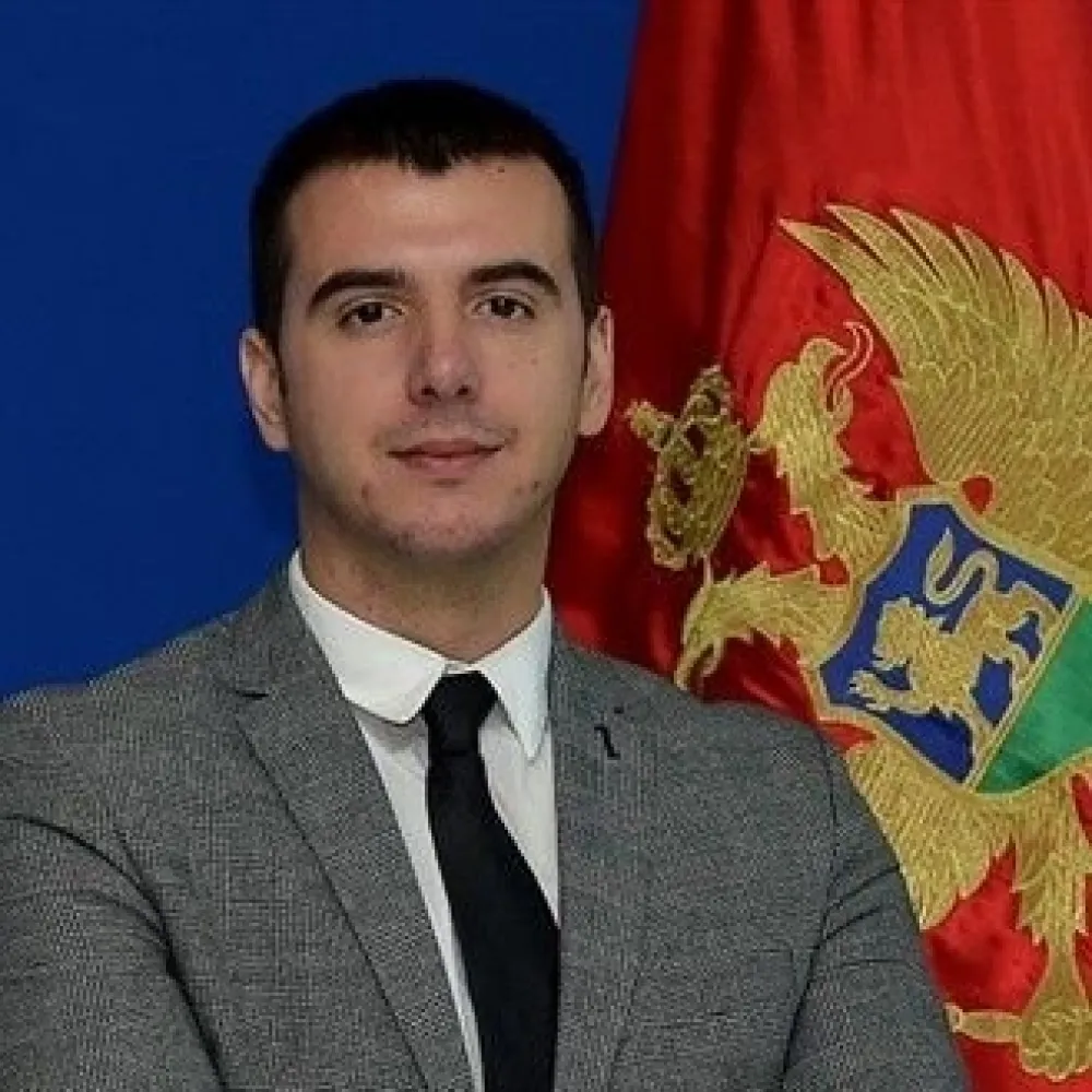 Радовић: Да ли ће Кривокапић разријешити Кандића или ће и даље подстицати неодговорност