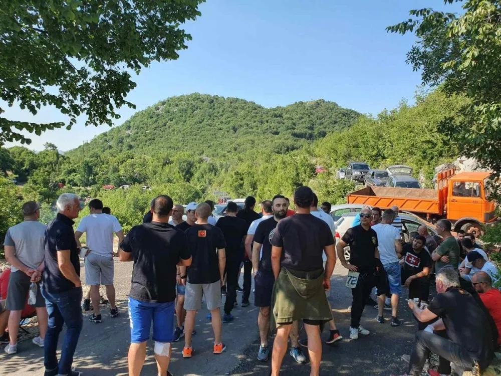 Црквена општина Цетиње: Блокада у Цуцама је кршење вјерских права у режији бившег режима