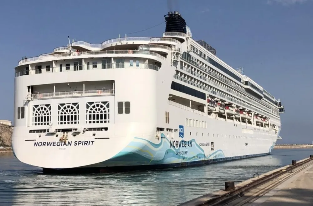 Смјена посаде на крузеру &bdquo;Norwegian Spirit&rdquo;