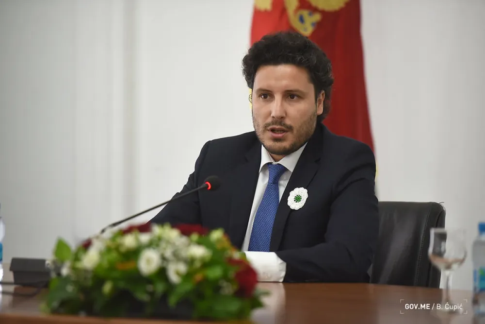 Абазовић: Нисам задовољан изјавама званичног Београда, не доприносе умањењу тензија