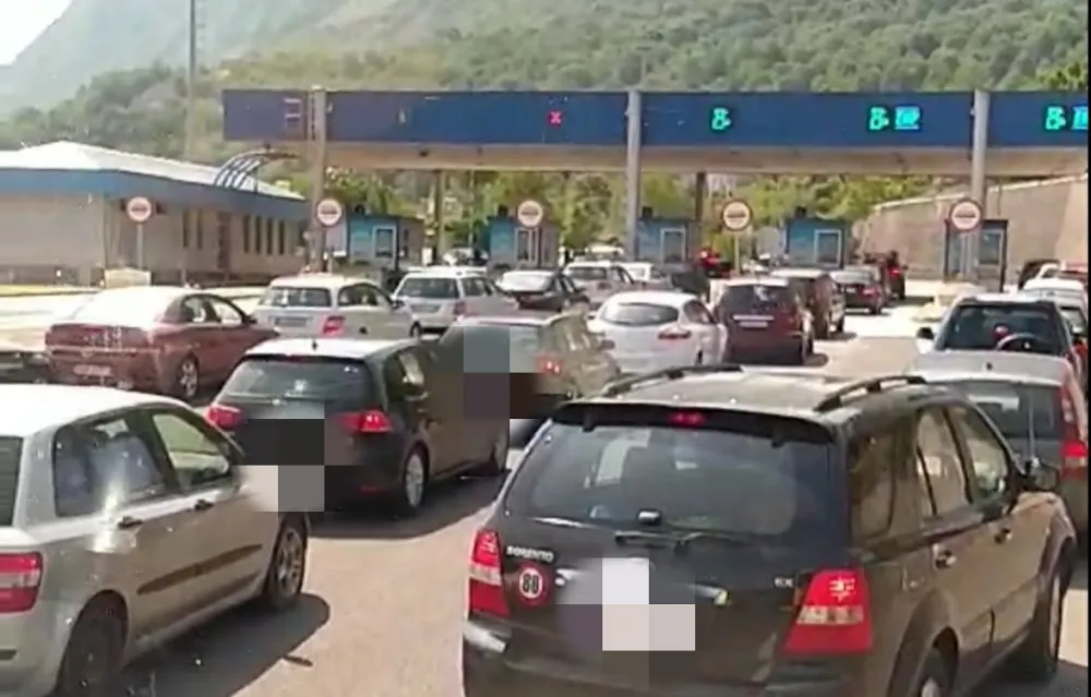 Велике гужве ка Приморју: Дуго путовање ка мору