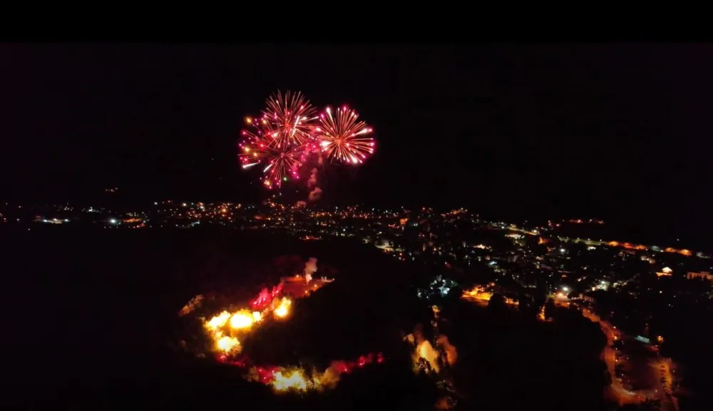 (ВИДЕО) Погледајте ватромет са Орловог крша у част 13. јула