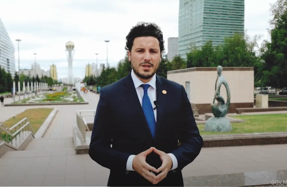 (ВИДЕО) Абазовић: Сваки наредни Дан државности прославити у бољој атмосфери