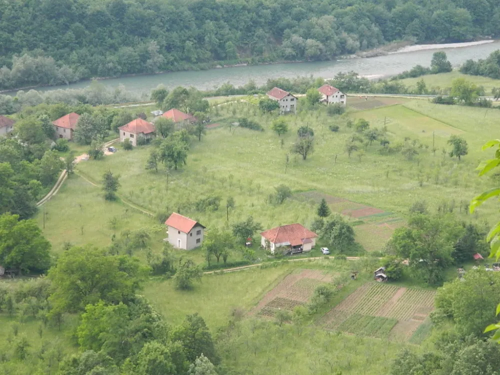 Село Скакавац без једног метра асфалта