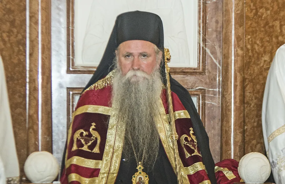 Митрополит Јоаникије: Богаташи и безбожници су хтјели да присвоје наше светиње