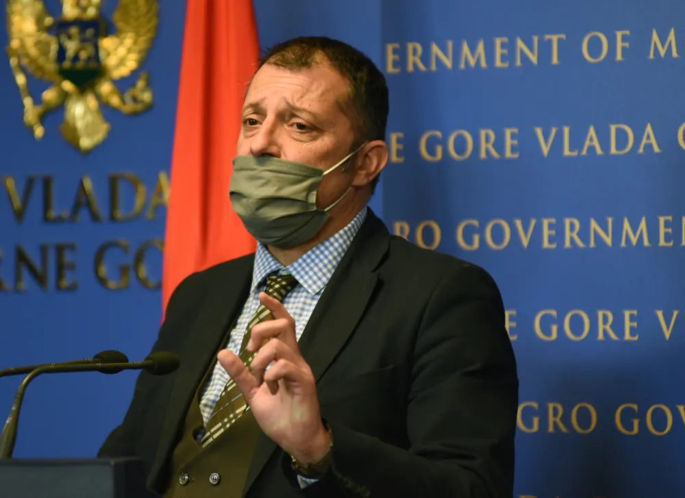 Перуновић увидио да је у конфликту интереса, па поднио оставку
