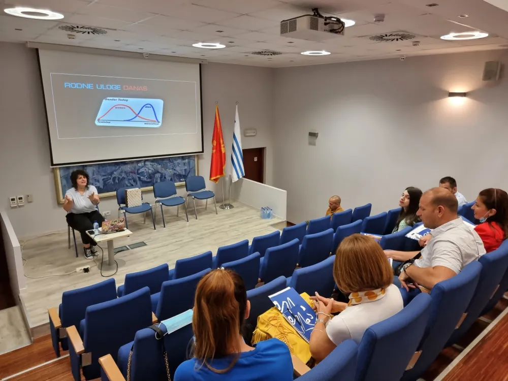 Матичари на обуци о склапању животних партнерстава особа истог пола