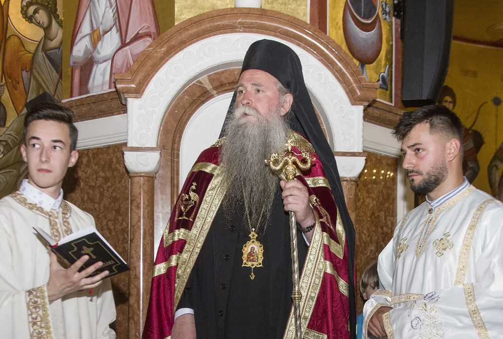 Митрополит Јоаникије најавио изградњу храма на Жабљаку
