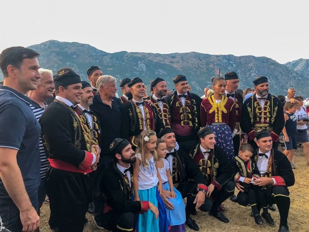 Мјештани Столива одлучни да запуштено село претворе у туристичко мјесто, фешта "Ноћ у шуми костања Горњег Столива"