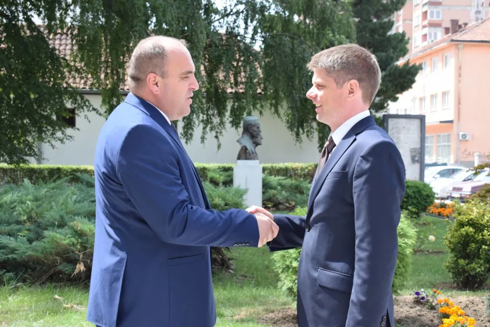 Гујон: Из Берана су стизале антологијске сцене одбране светиња