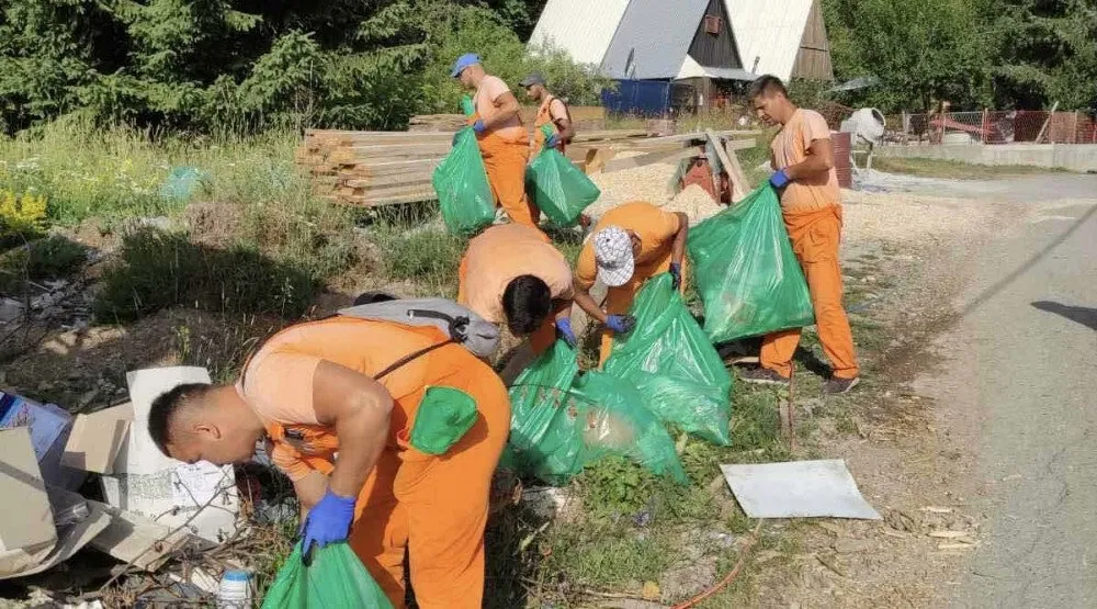 Сакупљено 65 кеса отпада у акциjи чишћења на Веруши