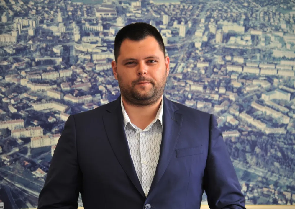 Ковачевић: Платићемо сваки покушаj вантjелесне оплодње