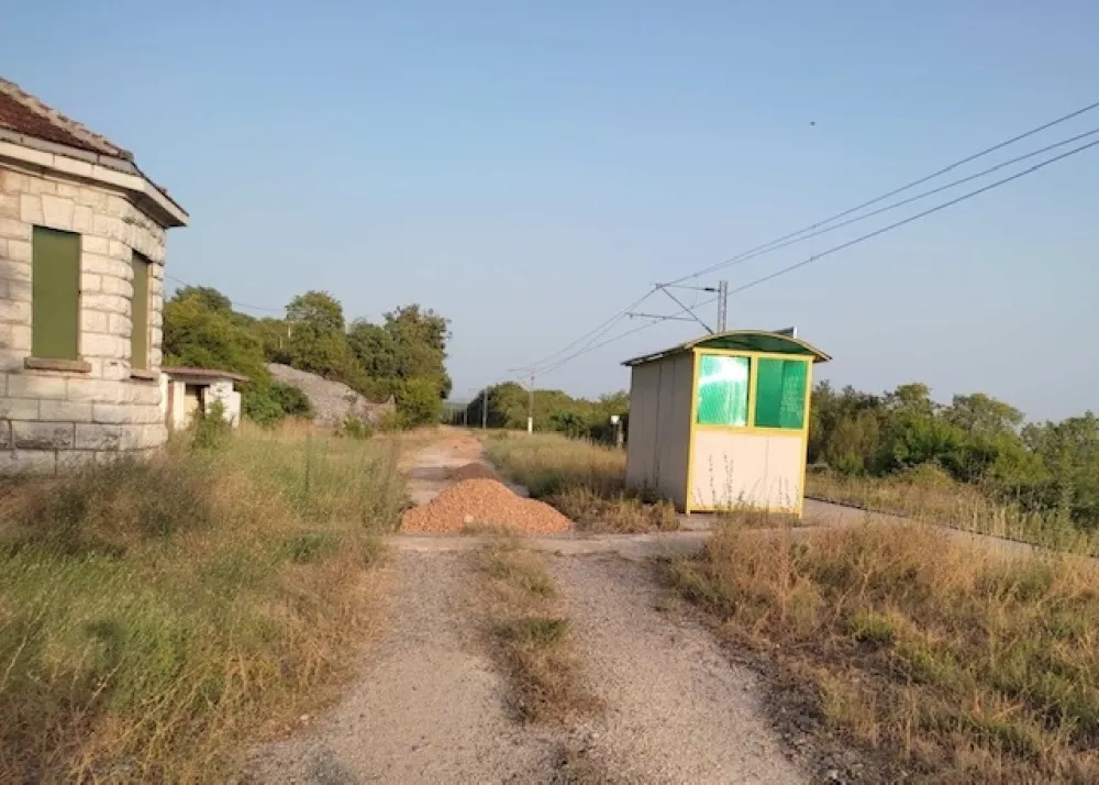 Мјештани Доњих Рсојевића насипање пута платили 350 еура