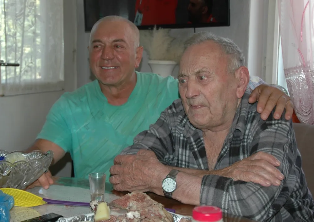 Пивљанин преживио пакао рата, а уз вињак дочекује стоту