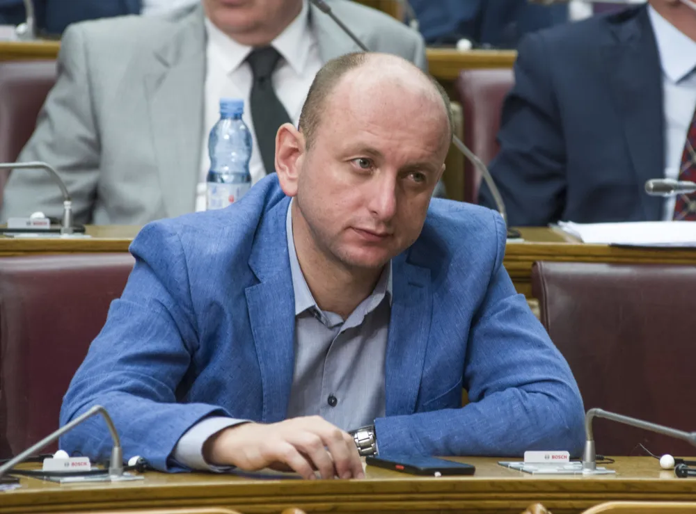 Кнежевић: Шундић ће добити отпремнину као да је играо за Реал