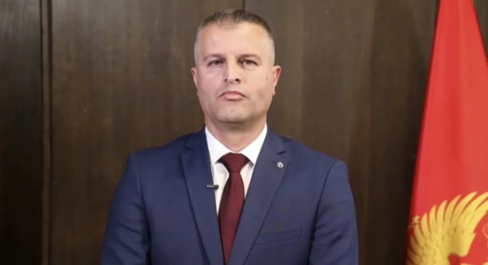 Хусовић: Заустављањем економског развоjа Рожаjа, Влада приморала становништво на миграциjе