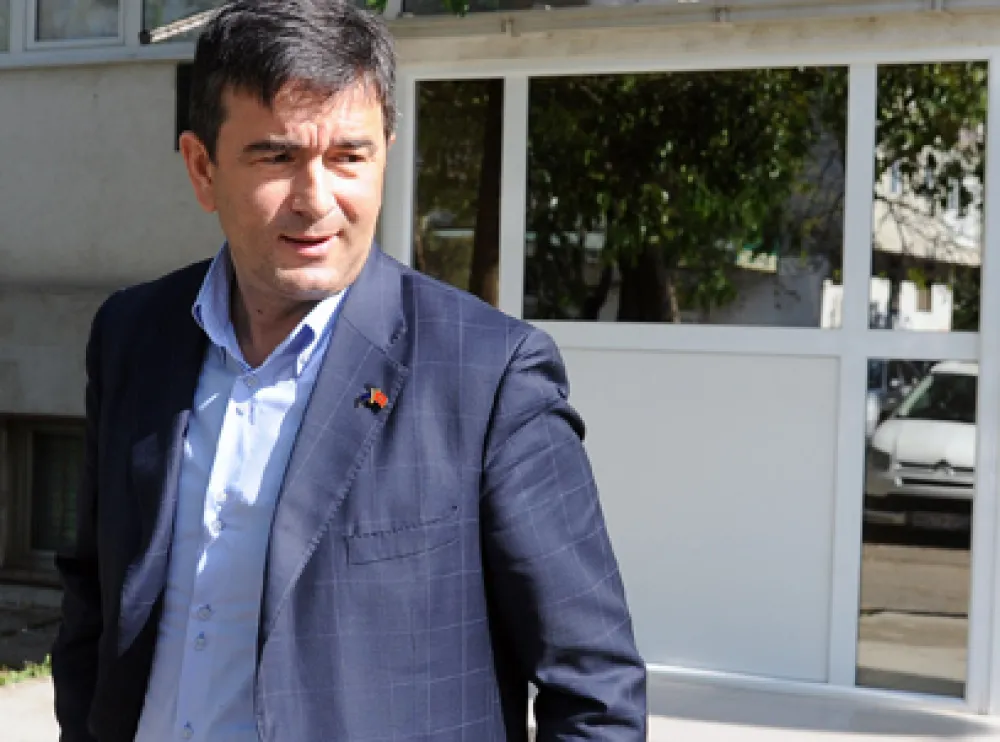 Медојевић: Плаћамо најскупље љекове у региону, Влада не смије ни да такне Глосариј
