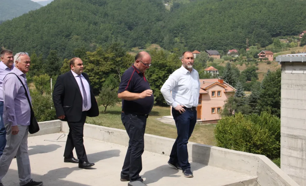 Стиjовић обишао Кућу воћа у Андриjевици