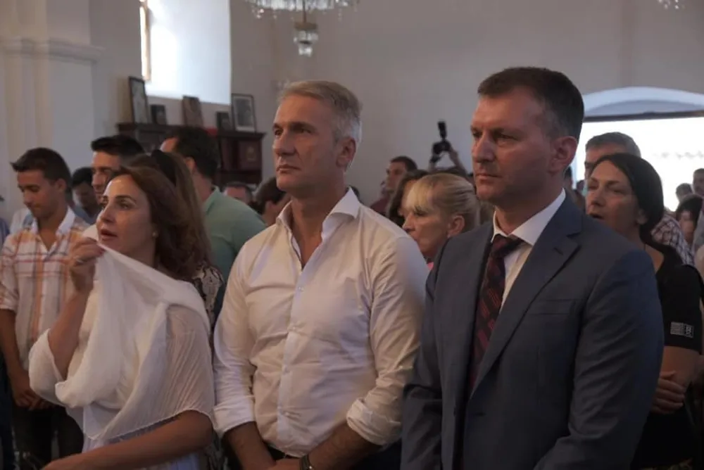 На служби у Грбљу Вукшић, Царевић, министар Митровић, Дака Давидовић...